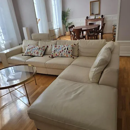 Διαμέρισμα De Charme En Plein Centre Avec Spacieux Garage Prive Κλερμόν Φεράν