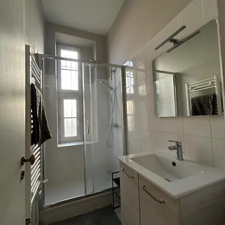 De Charme En Plein Centre Avec Spacieux Garage Privé Clermont-Ferrand