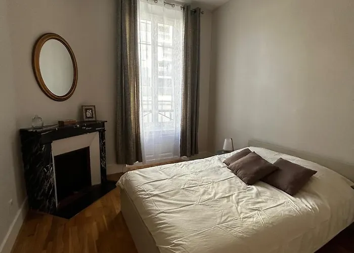 Apartamento De Charme En Plein Centre Avec Spacieux Garage Privé Clermont-Ferrand