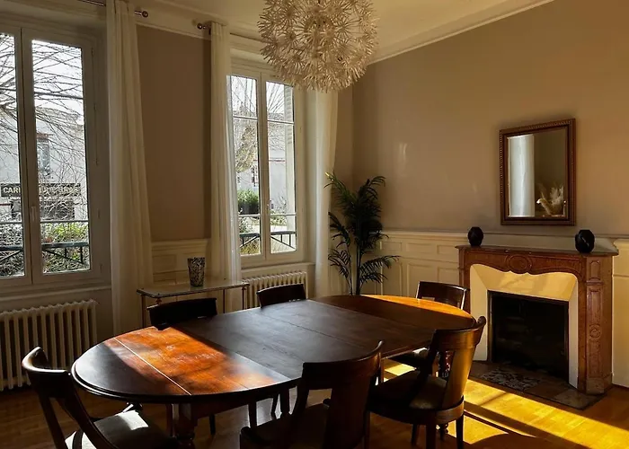 Apartamento De Charme En Plein Centre Avec Spacieux Garage Privé Clermont-Ferrand