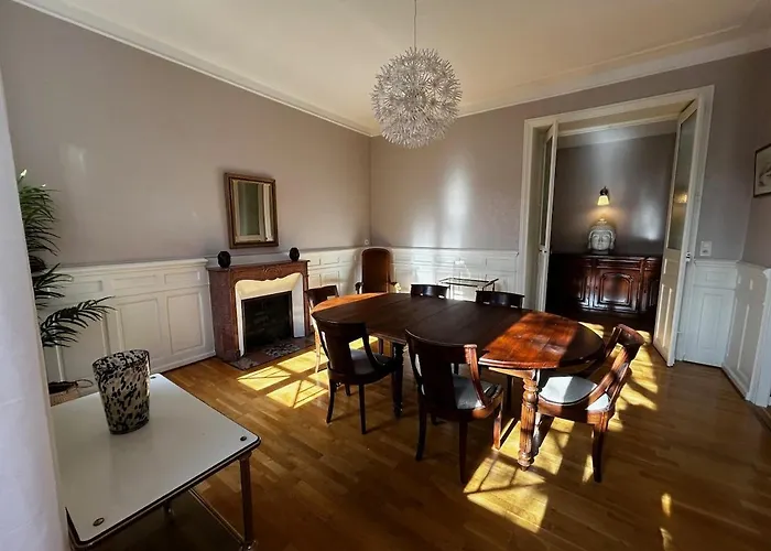 De Charme En Plein Centre Avec Spacieux Garage Privé Apartamento *